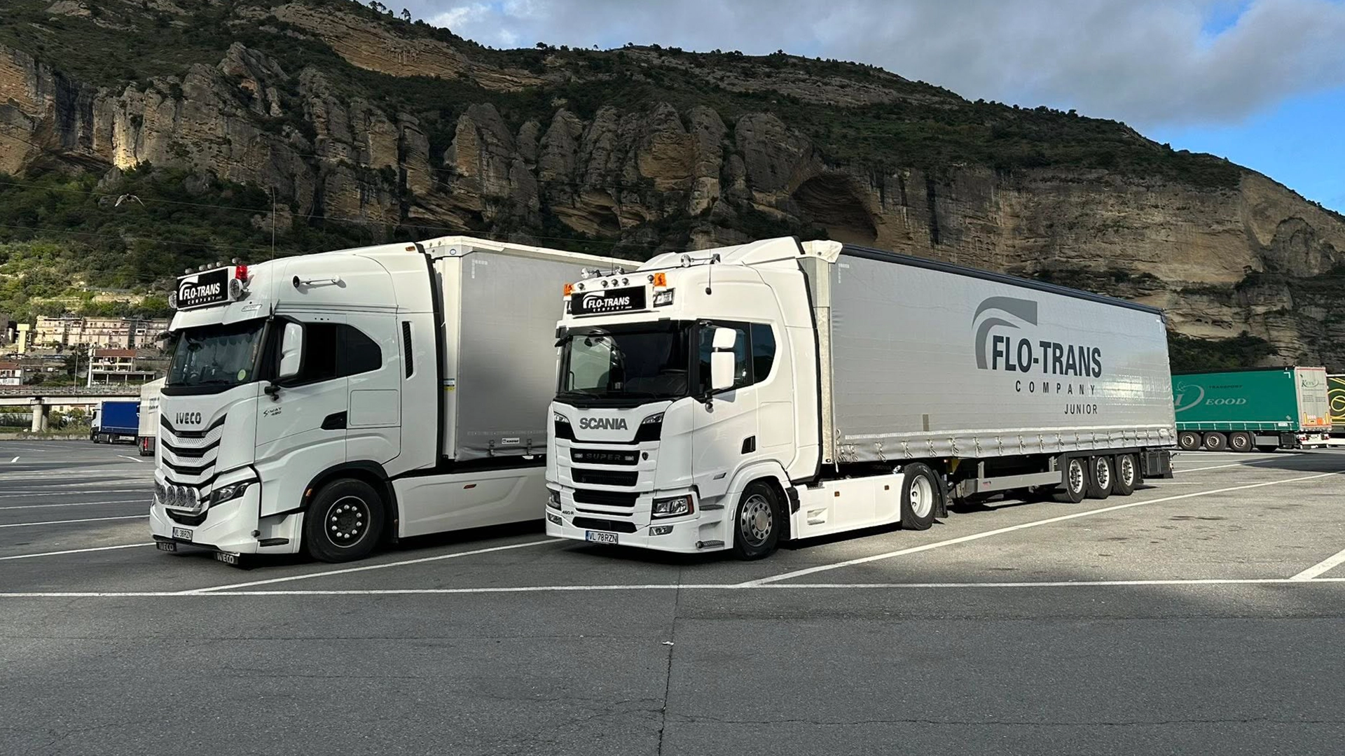 O mica parte din flota moderna de transport a companiei Flo-Trans Company Junior